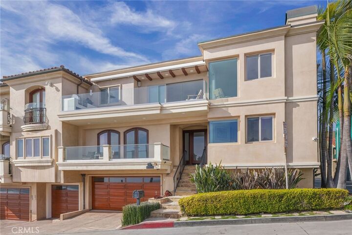 Property Photo: 2702 The Strand CA 90266