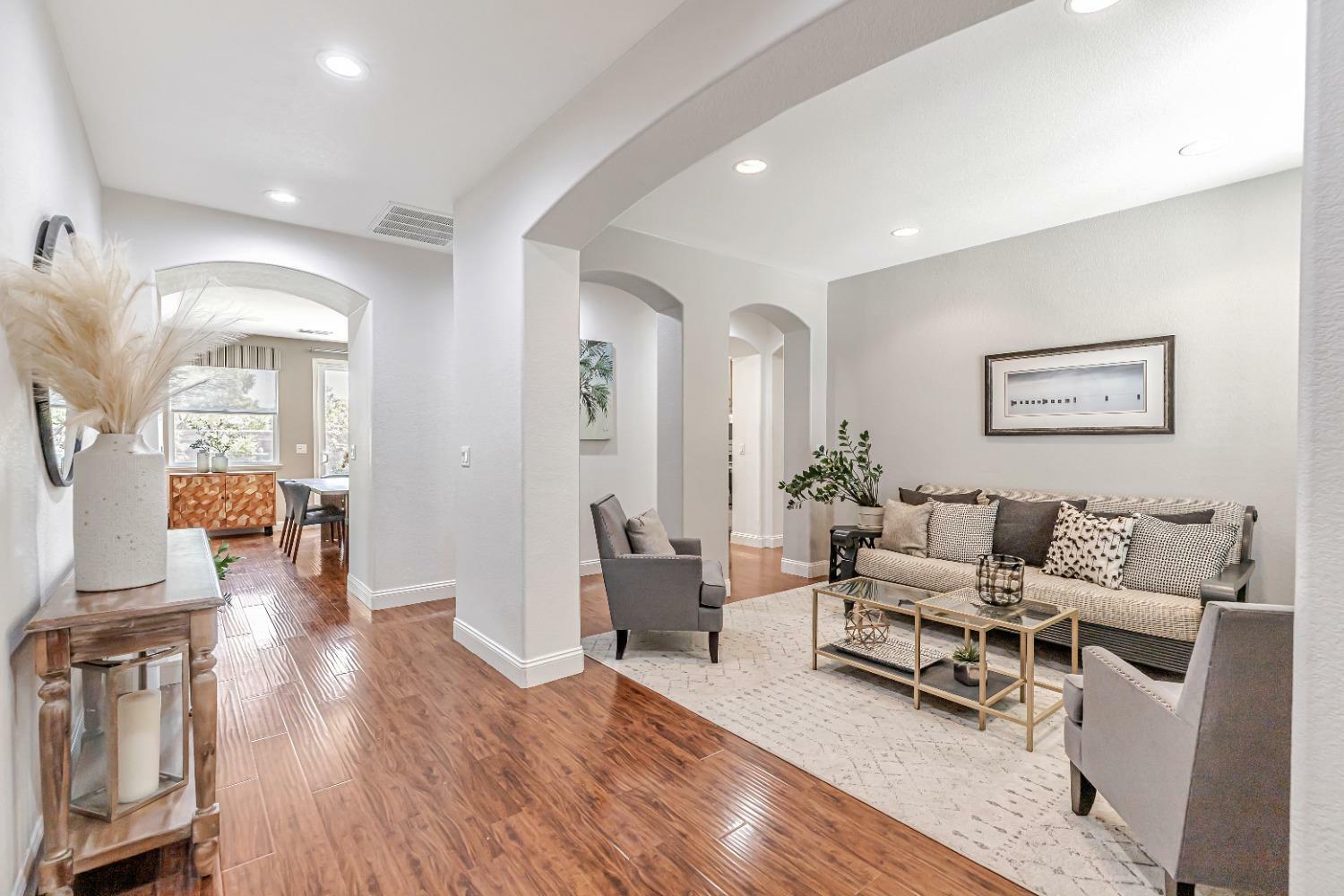 Property Photo: 1165 Pecos Way CA 95961