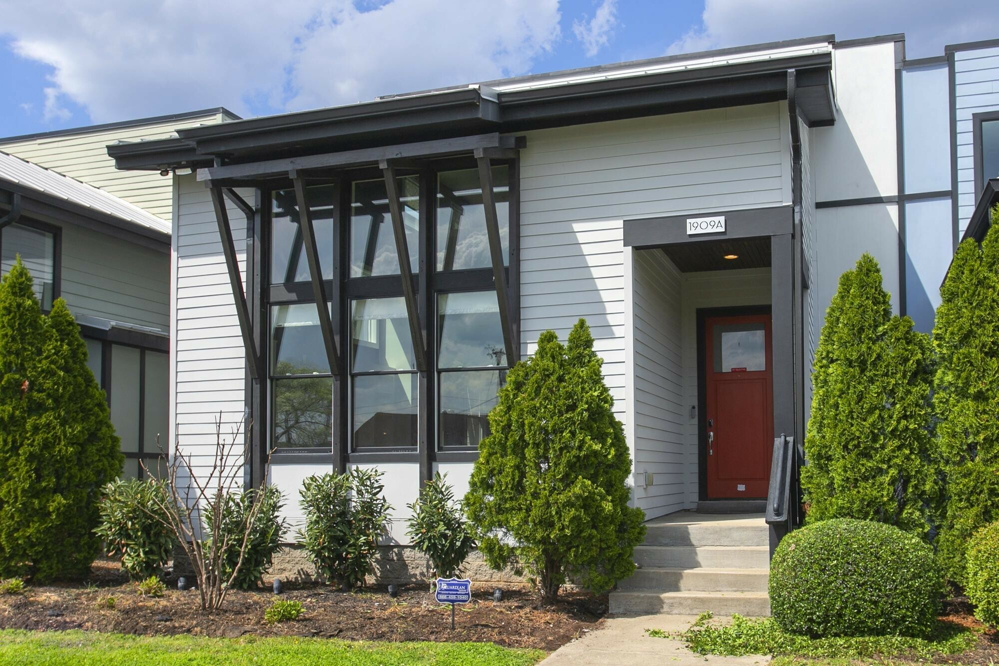 Property Photo: 1909A Truett Ave TN 37206