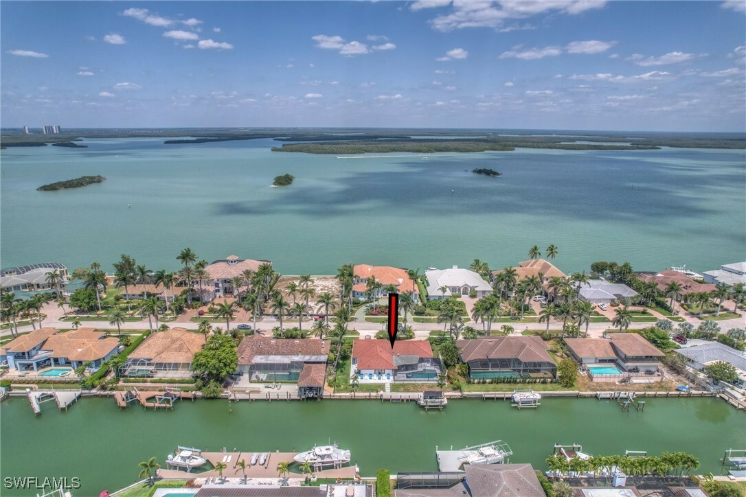 Property Photo: 466 Pepperwood Court FL 34145