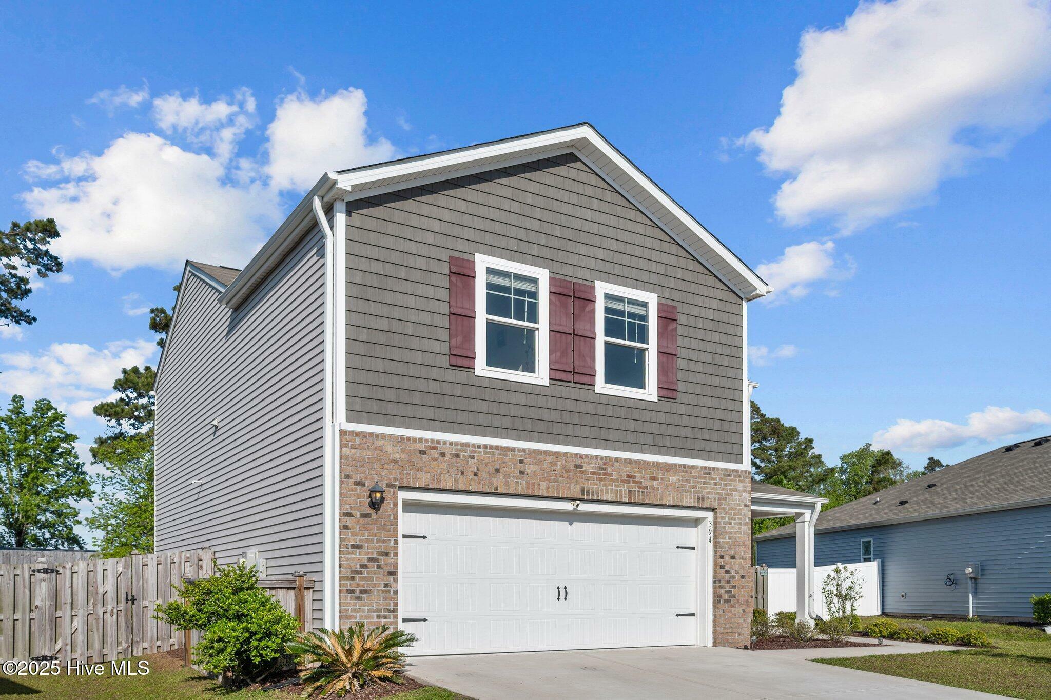 Property Photo: 304 Airlie Vista Lane NC 28445