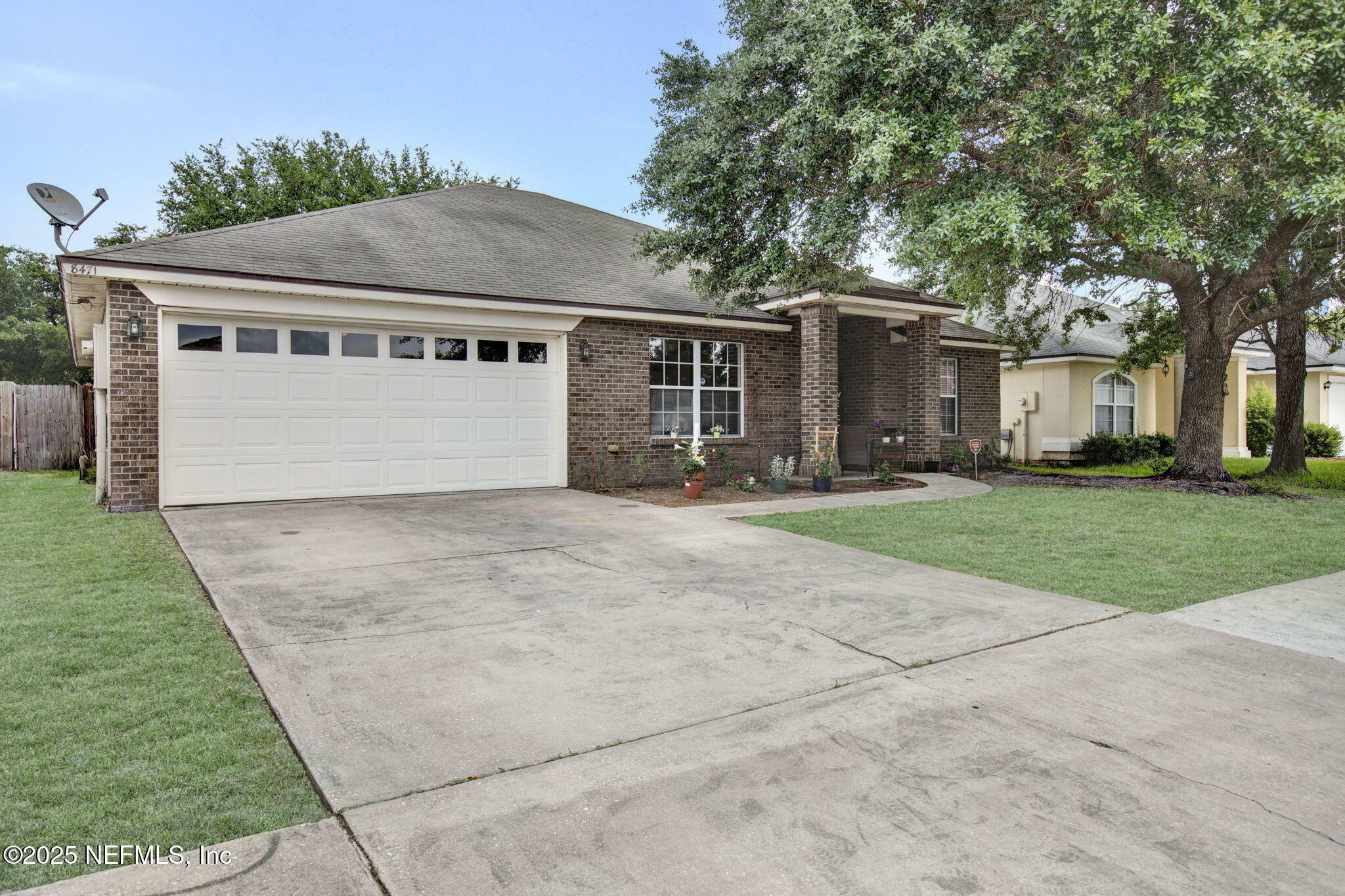 Property Photo: 8471 E Hunston Mill Lane FL 32244