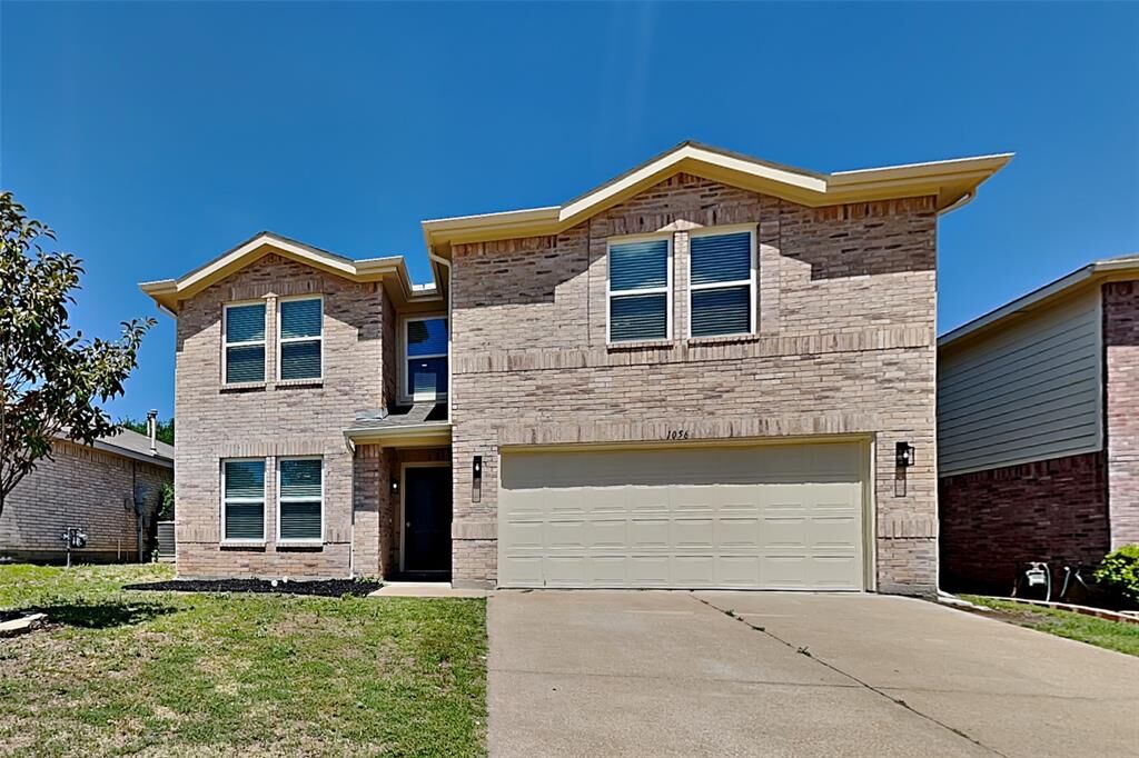 Property Photo:  1056 Silver Spur Lane  TX 76179 