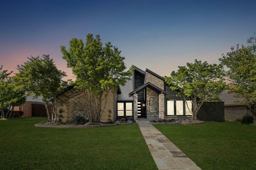 Property Photo: 1109 Kenshire Lane TX 75081