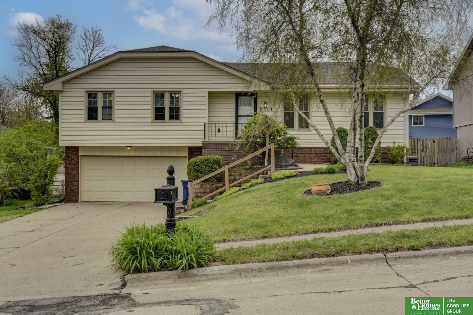Property Photo: 2201 Lucille Drive NE 68147