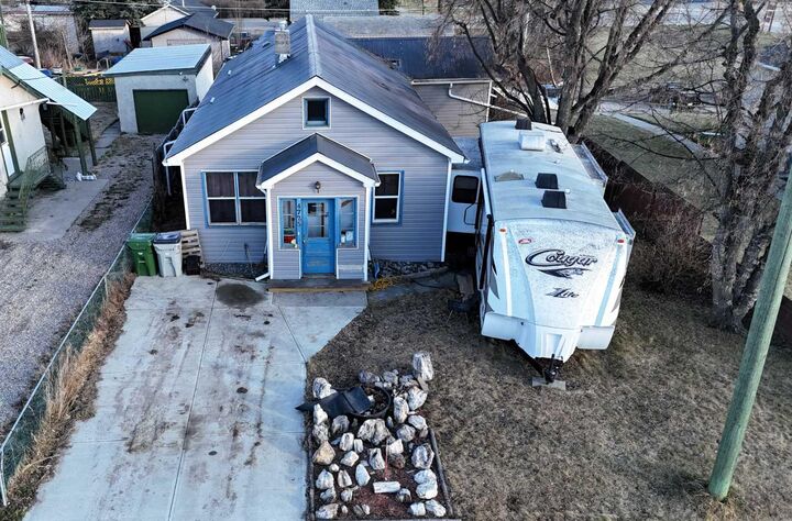 4725 5 Ave  Edson AB T7E 1C6 photo