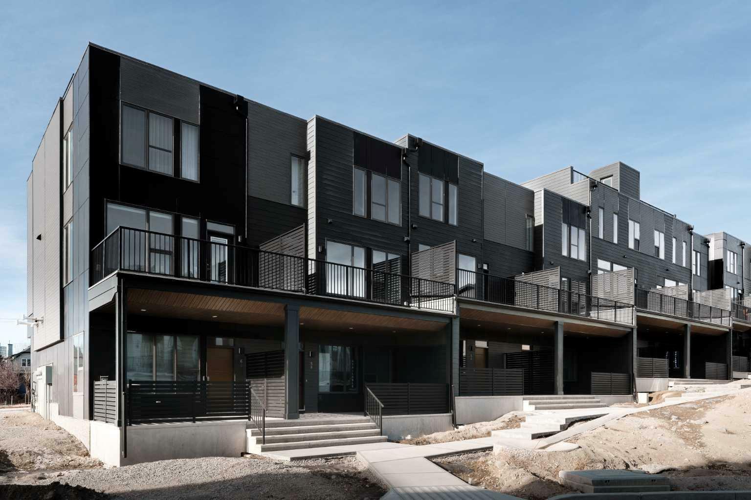 Property Photo: 46 Sovereign Heights SW AB T3C 3Y3