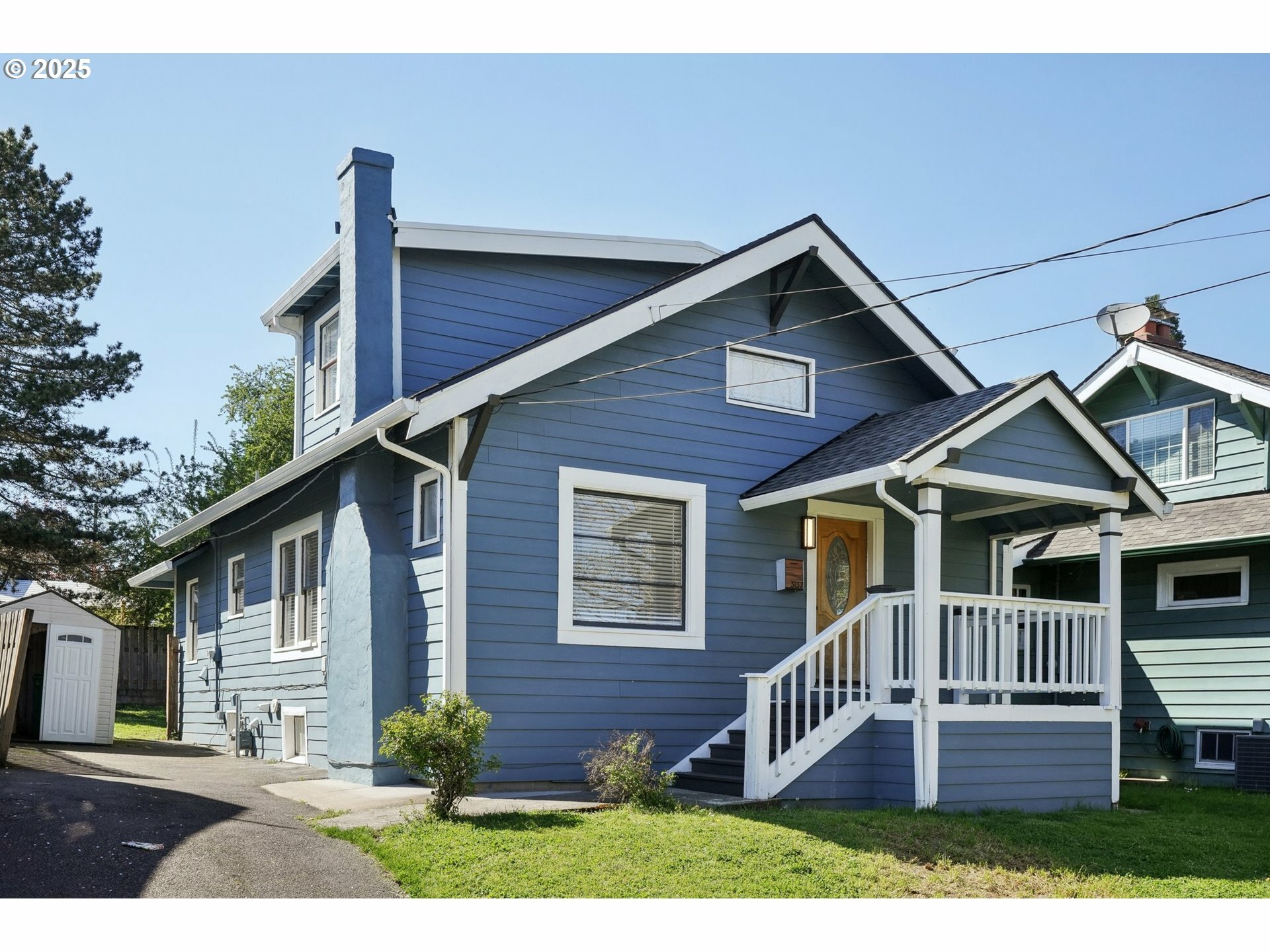 Property Photo: 3137 NE 70th Ave OR 97213