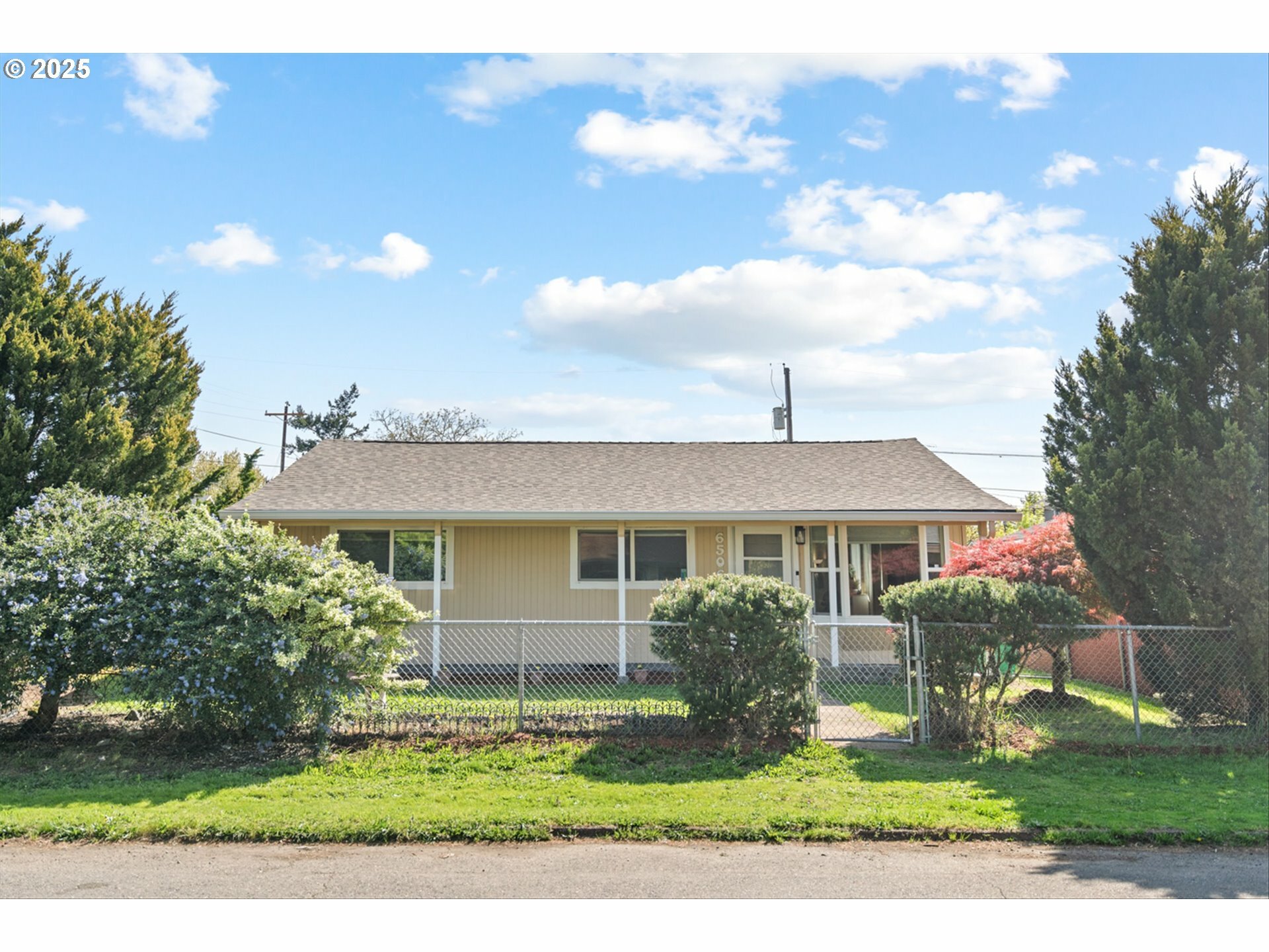 6506 SE 77th Ave  Portland OR 97206 photo