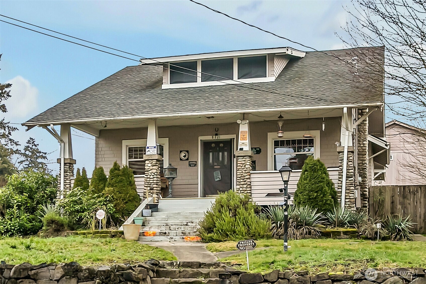 Property Photo: 8221 S Park Avenue B WA 98408