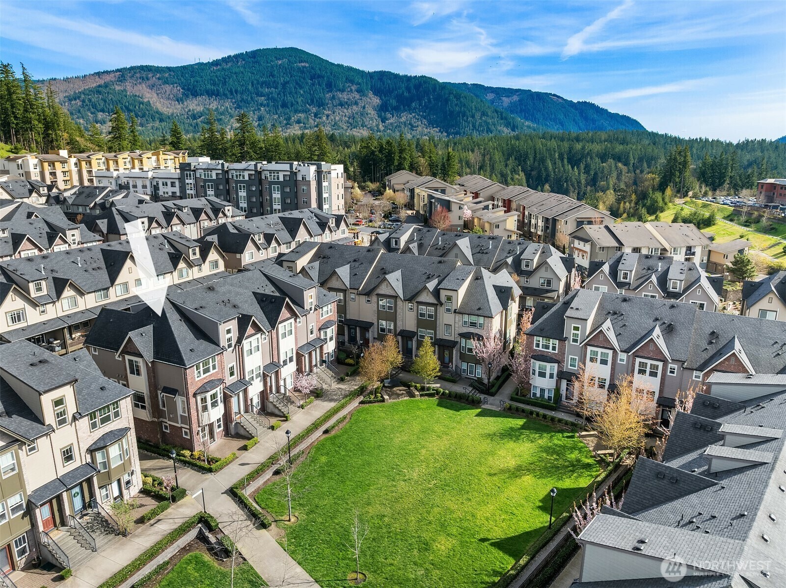 1334  Greenwich Walk  NE  Issaquah WA 98029 photo