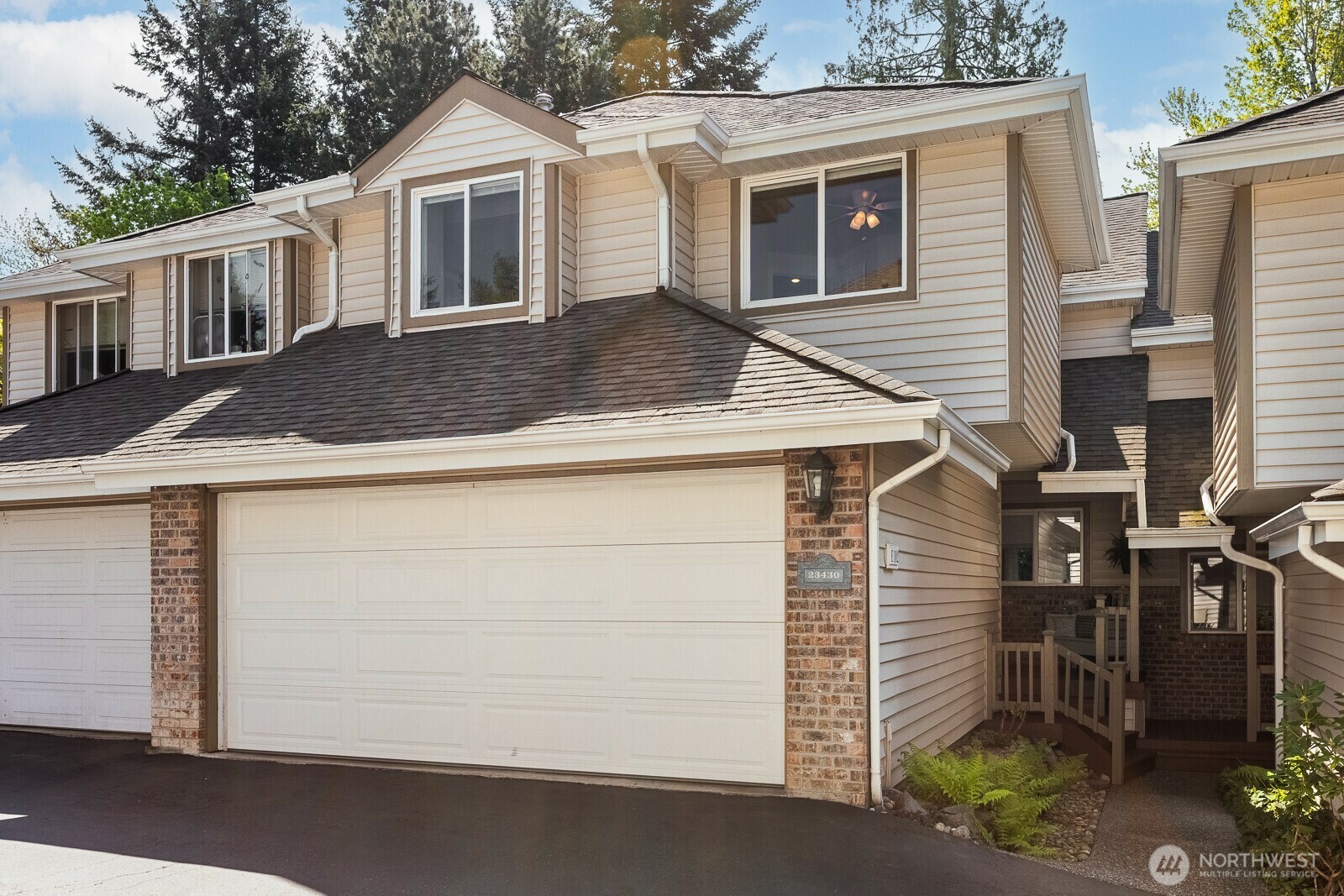 Property Photo: 23430 100th Avenue SE E102 WA 98031