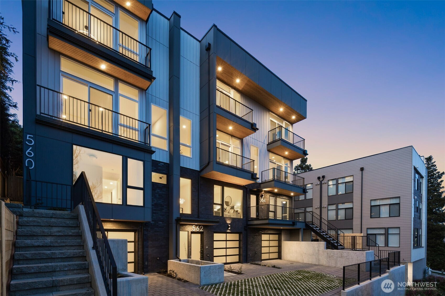 560  Lee Street  Seattle WA 98109 photo