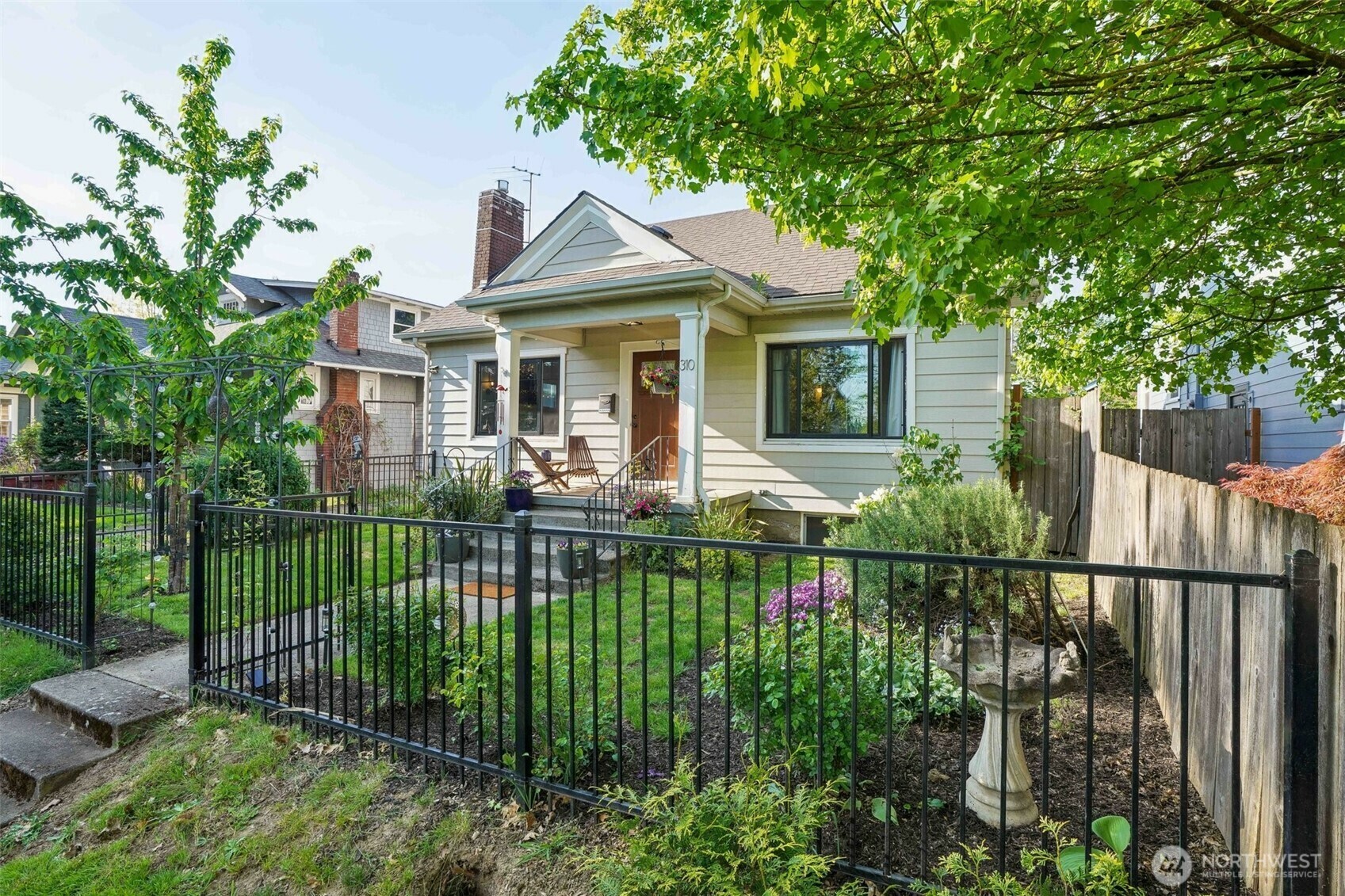 Property Photo: 310 W 21st Street WA 98660
