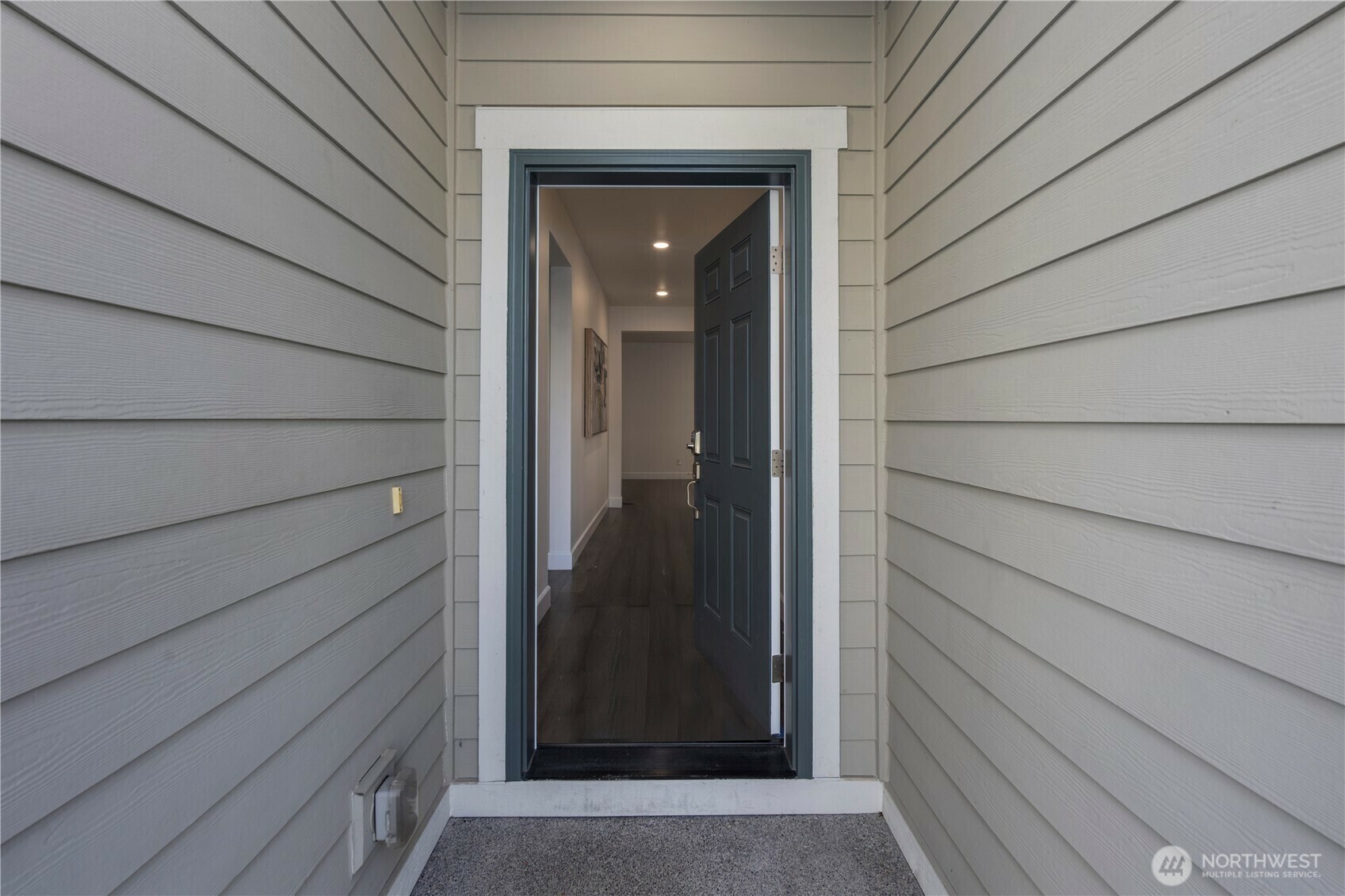 Property Photo: 18419 18th Avenue E WA 98387