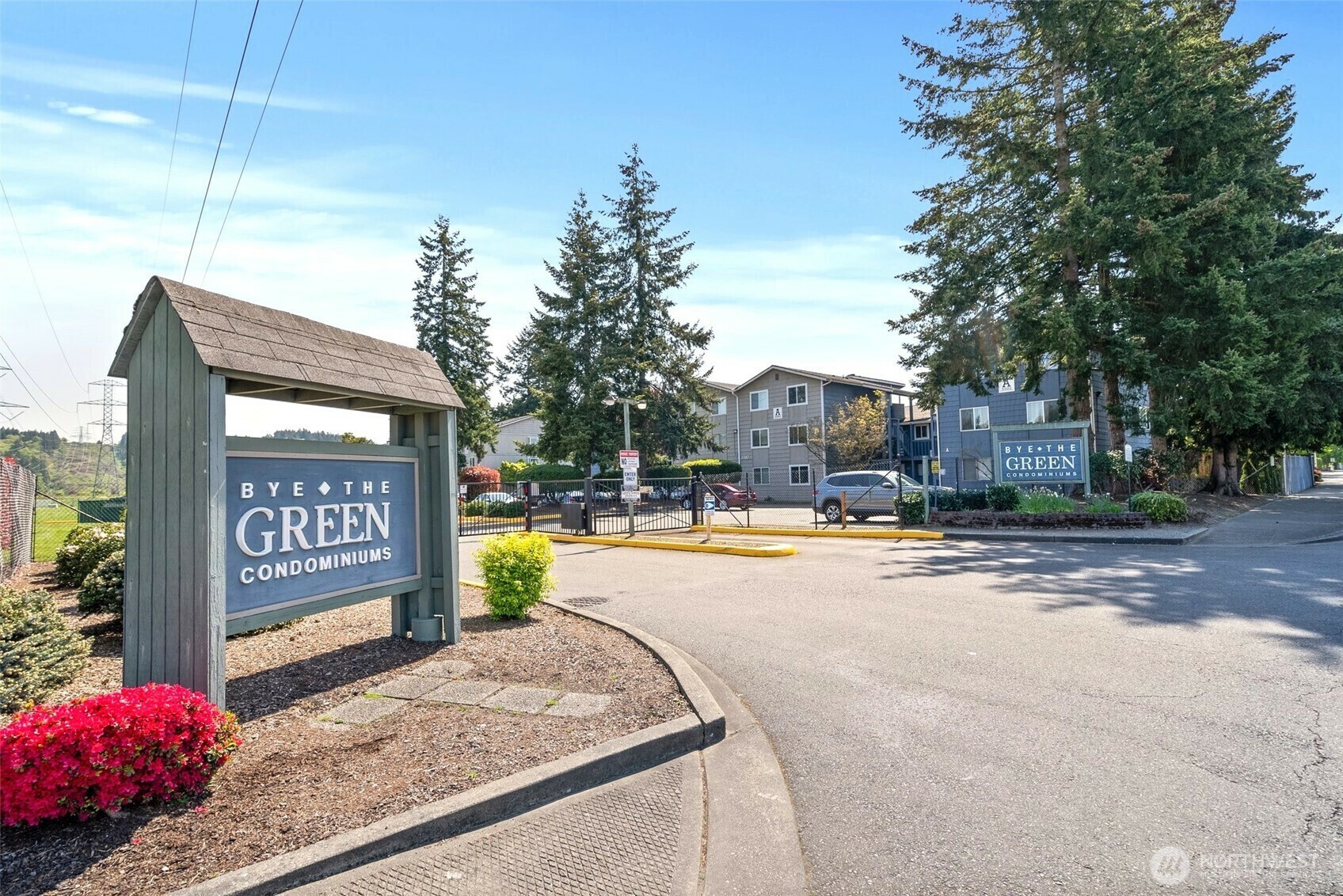 Property Photo: 3302 I St NE A301 WA 98002