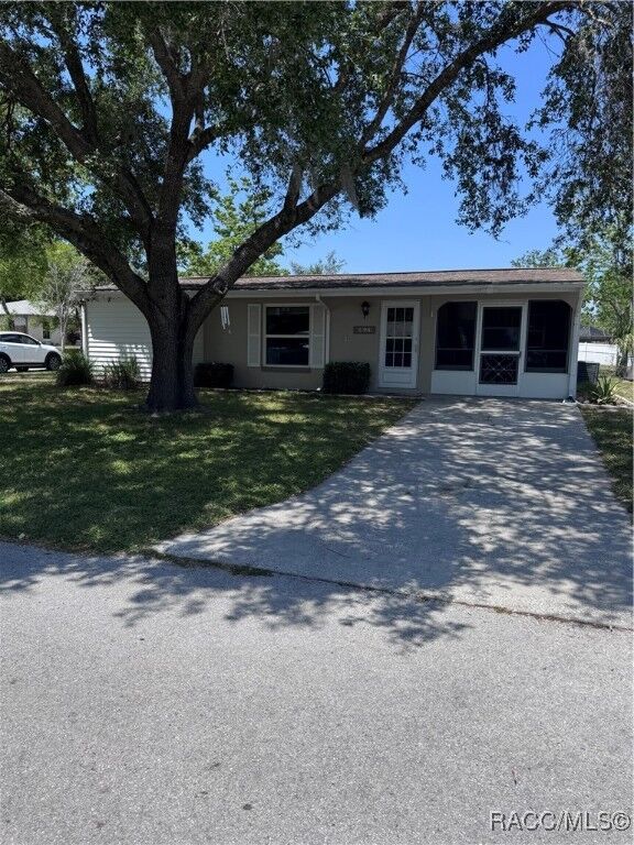 Property Photo: 6629 W Seagull Lane FL 34448