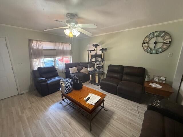 Property Photo:  1126 S L Street  FL 33460 