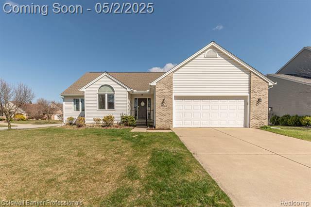 6863 Wellington Drive  Dexter MI 48130 photo