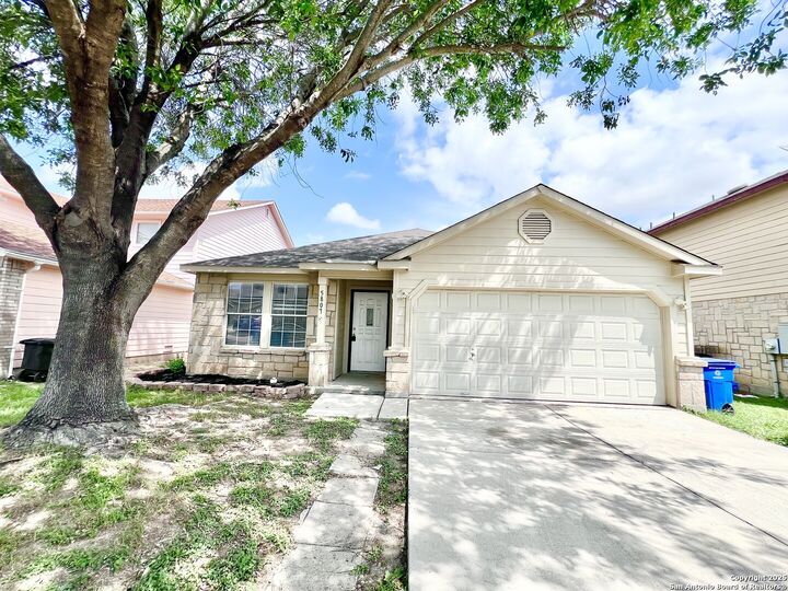 Property Photo:  5807 Barton Hollow  TX 78249 
