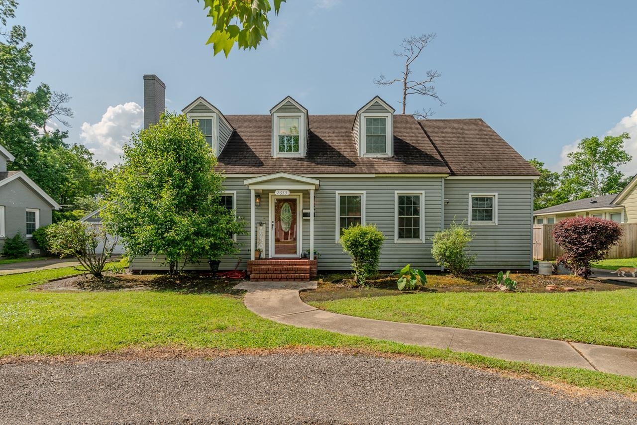 Property Photo:  2635 Gladys  TX 77701 
