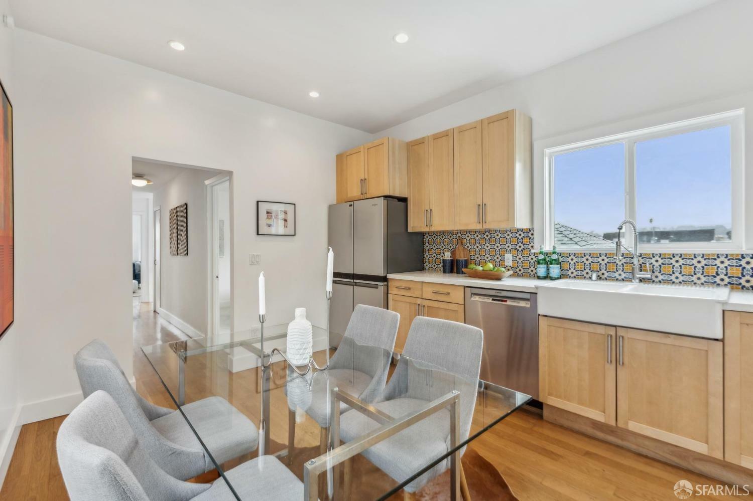 Property Photo: 122-124 Banks Street CA 94110