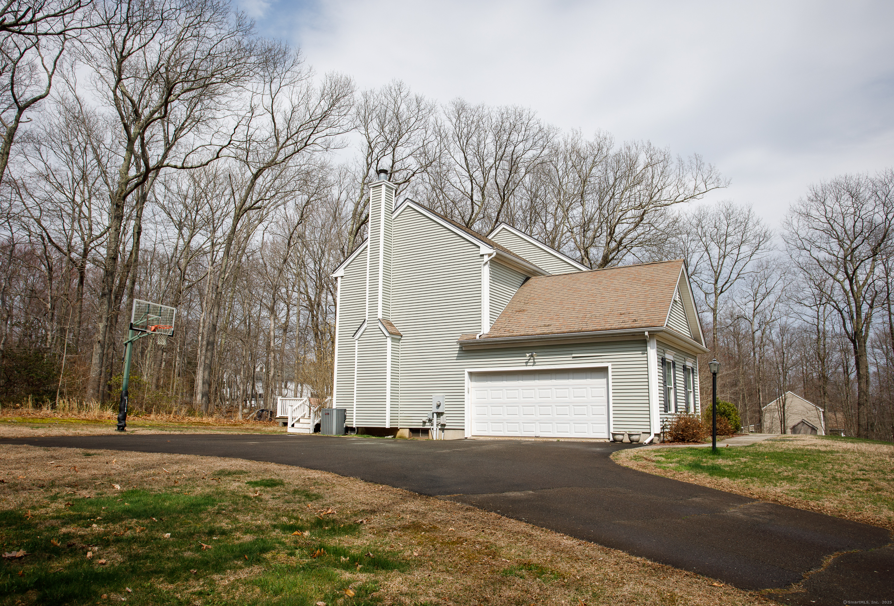 Property Photo: 112 Bartman Road CT 06441