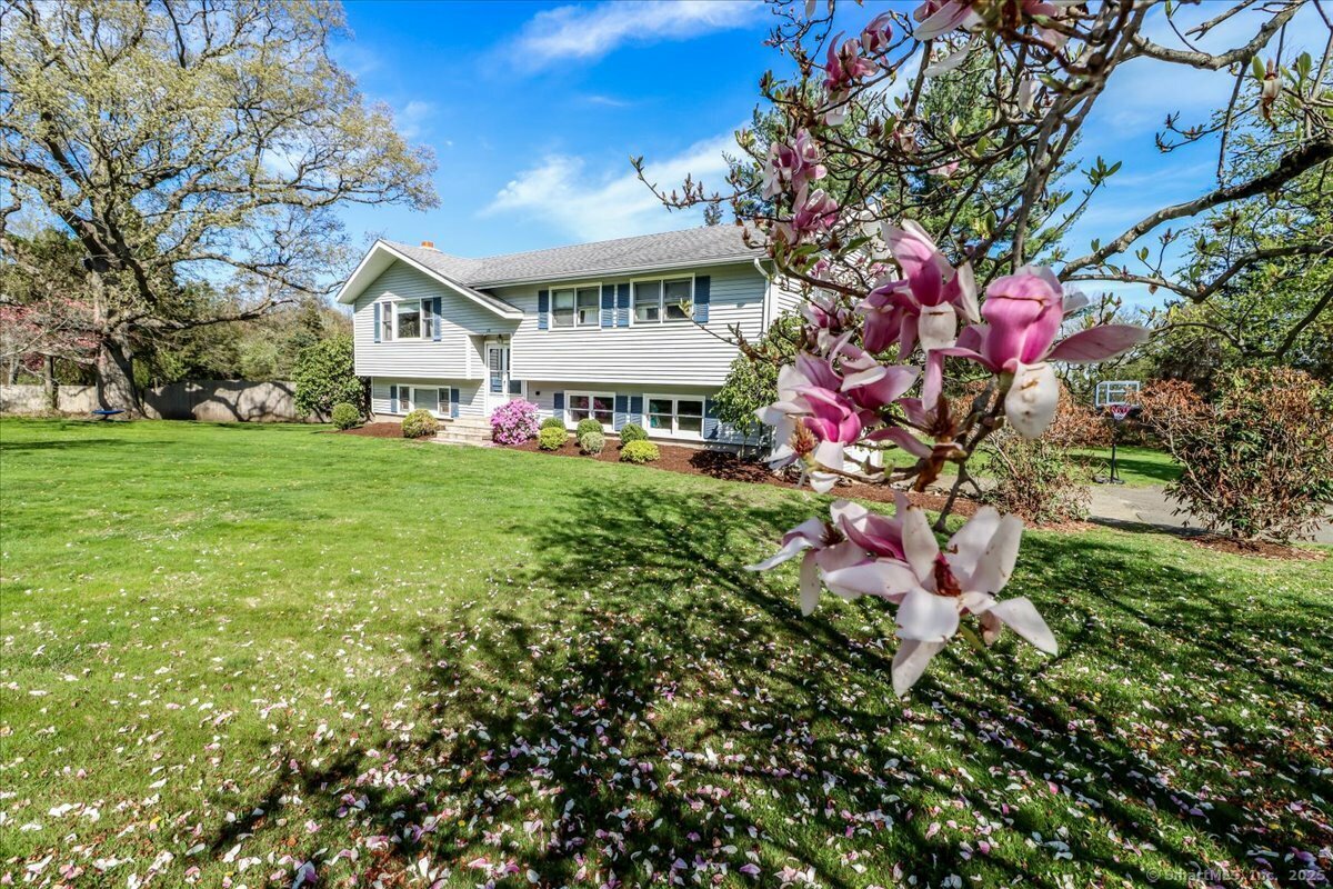 Property Photo: 16 Jefferson Drive CT 06776