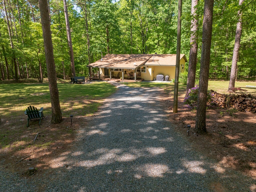 Property Photo: 987 Beaver Pond Road VA 23927