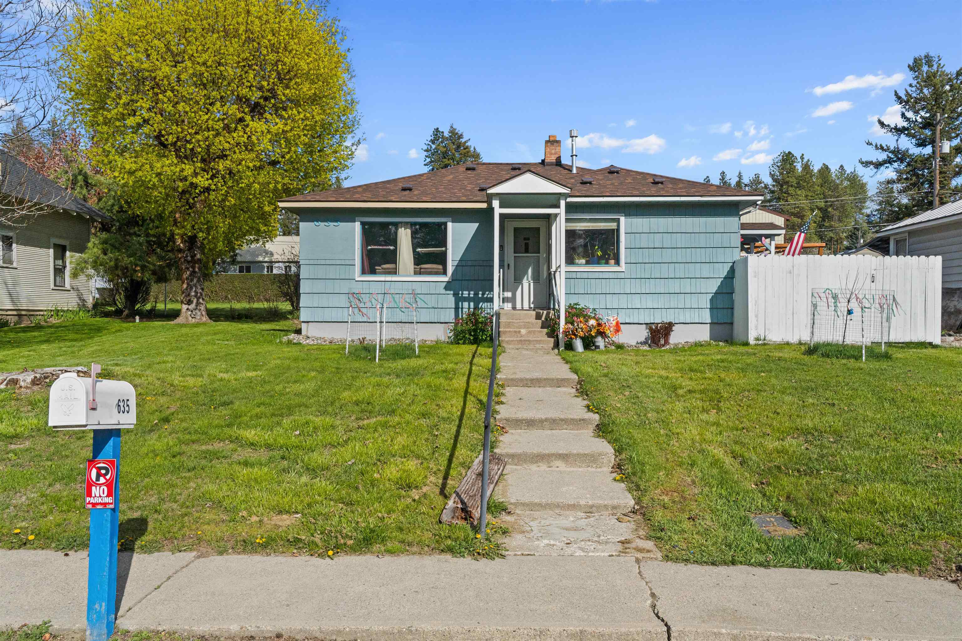 635 S Cedar St  Colville WA 99114 photo