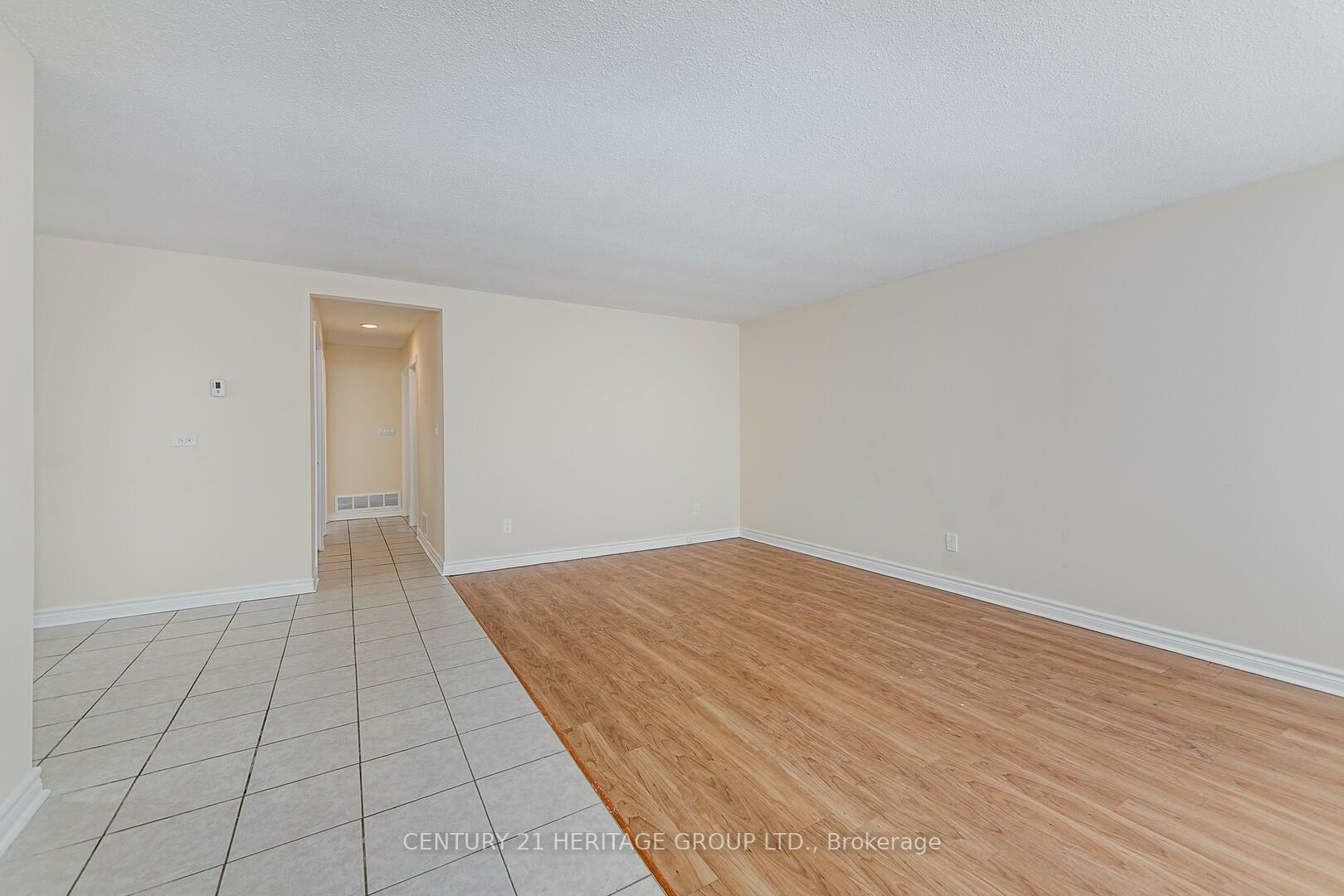 Property Photo: 20 Frost Trail ON L4N 4X1