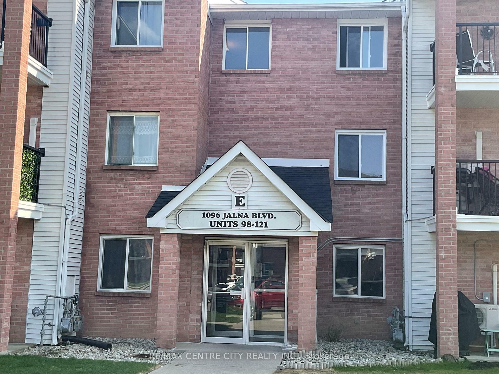 Property Photo: 1096 Jalna Boulevard 121 ON N6E 3B8