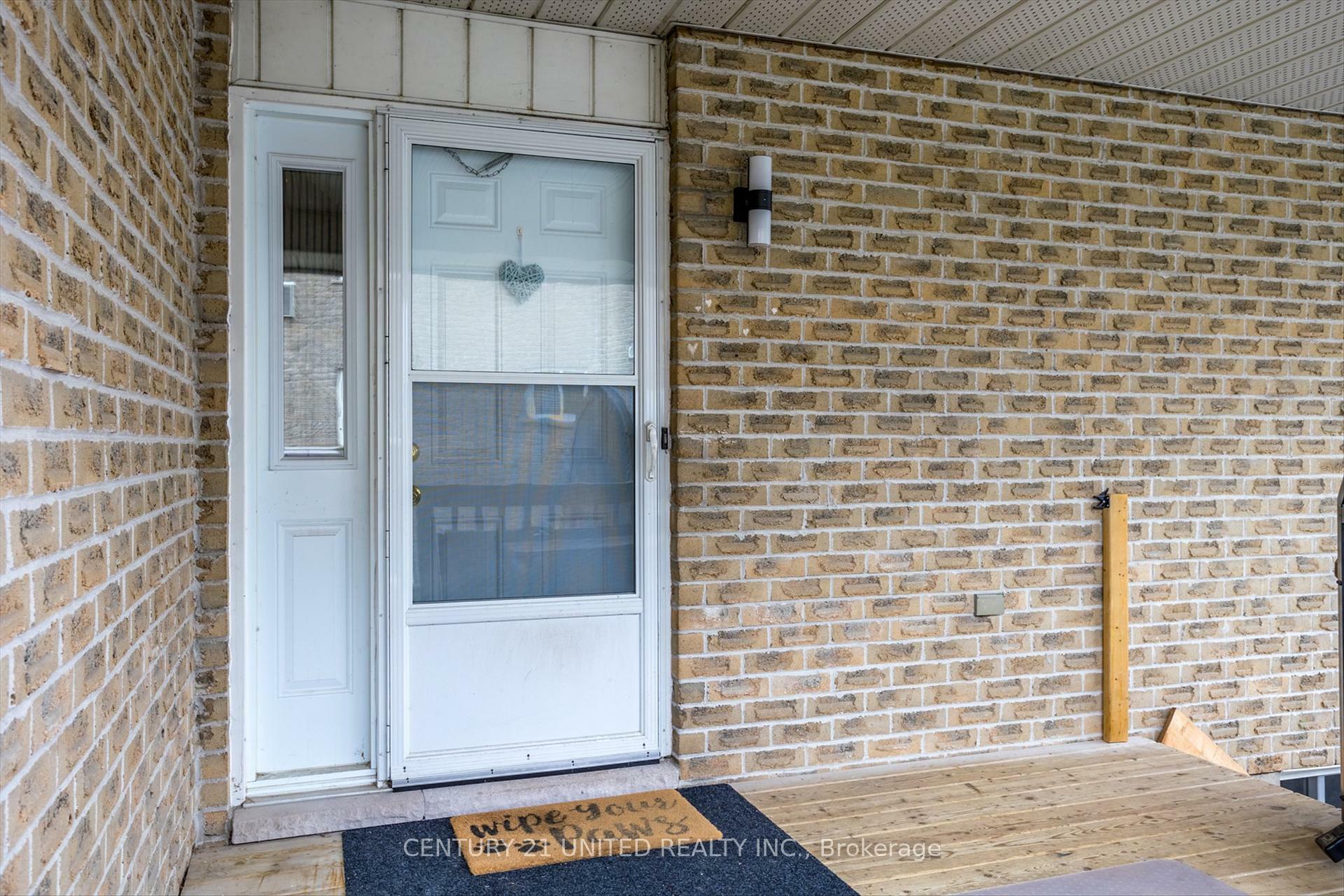 Property Photo: 510 Crystal Drive ON K9J 8G8