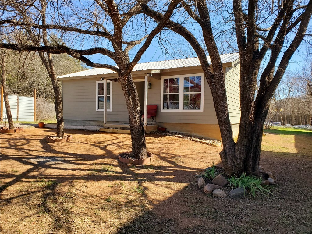 Property Photo: 6637 River Oaks Drive TX 78639
