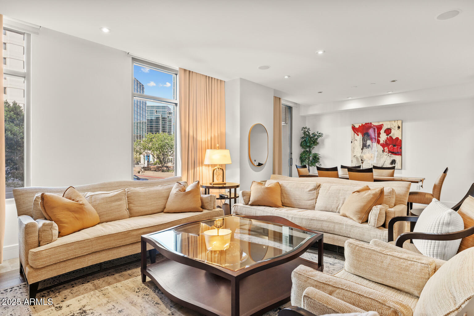Property Photo: 2402 E Esplanade Lane 204 AZ 85016
