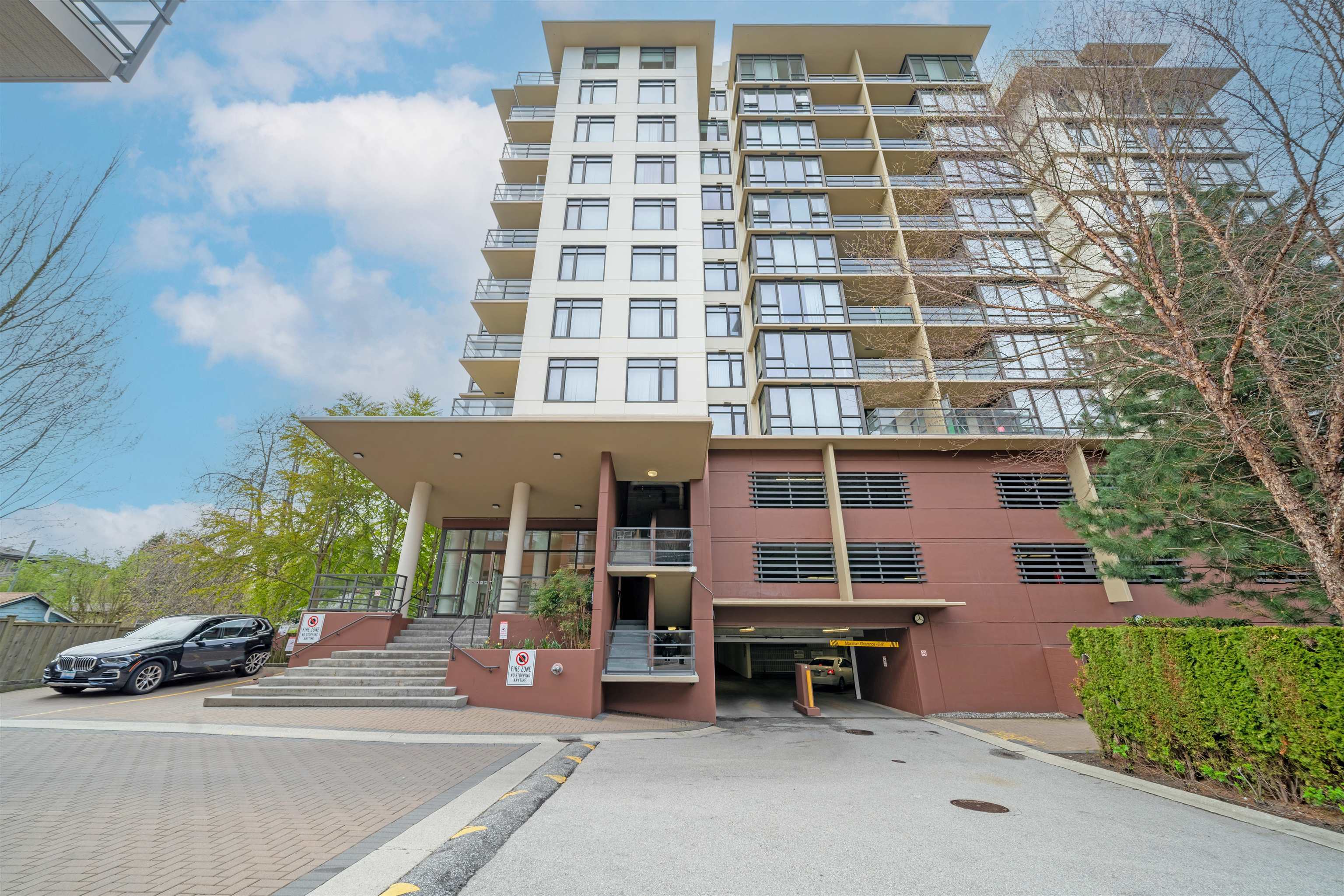 Property Photo: 9171 Ferndale Road 501 BC V6Y 0A5