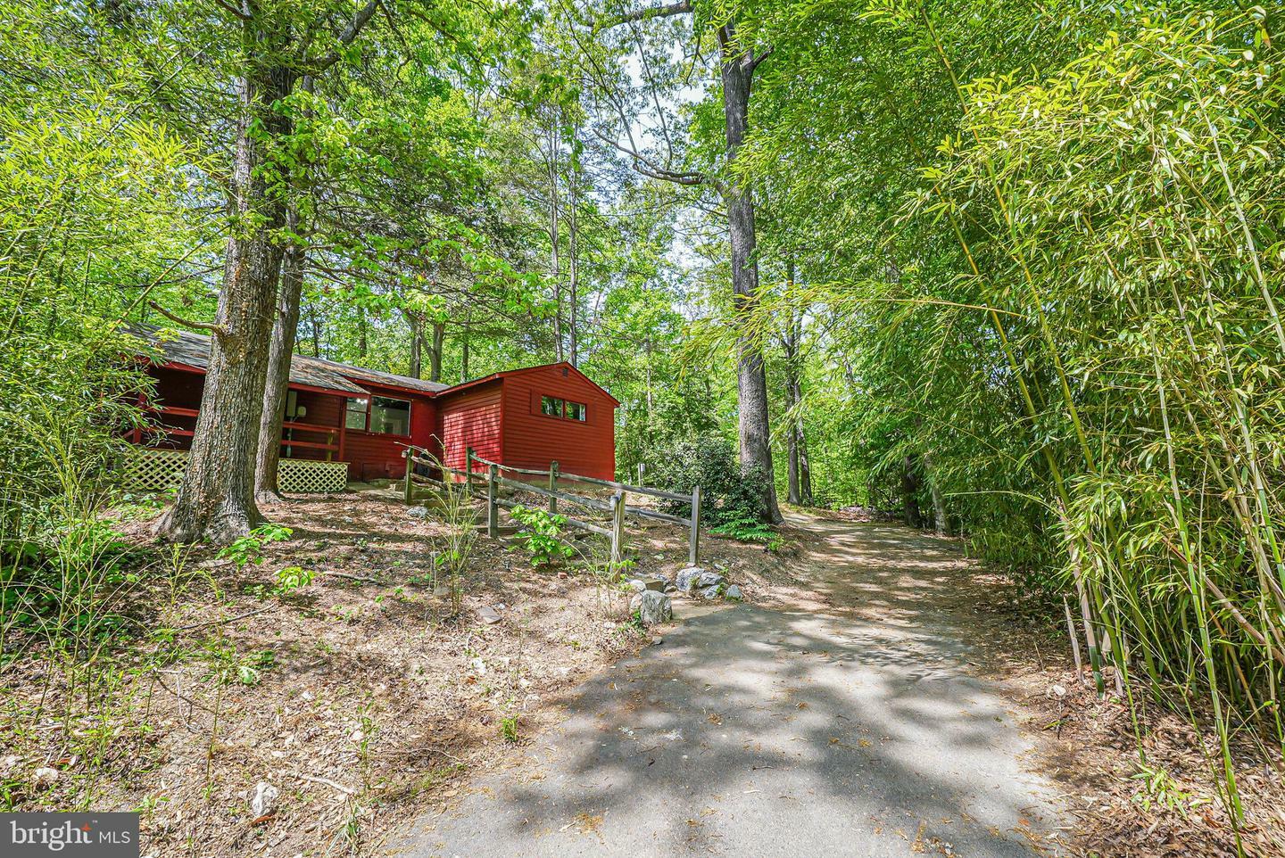 Property Photo: 8304 Cobb Road VA 20112