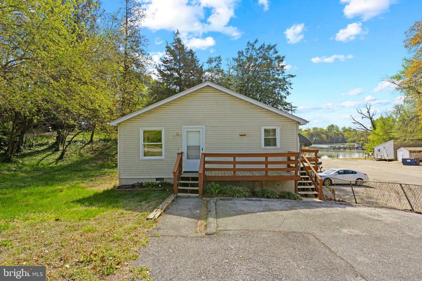 Property Photo: 7807 Leymar Road MD 21060