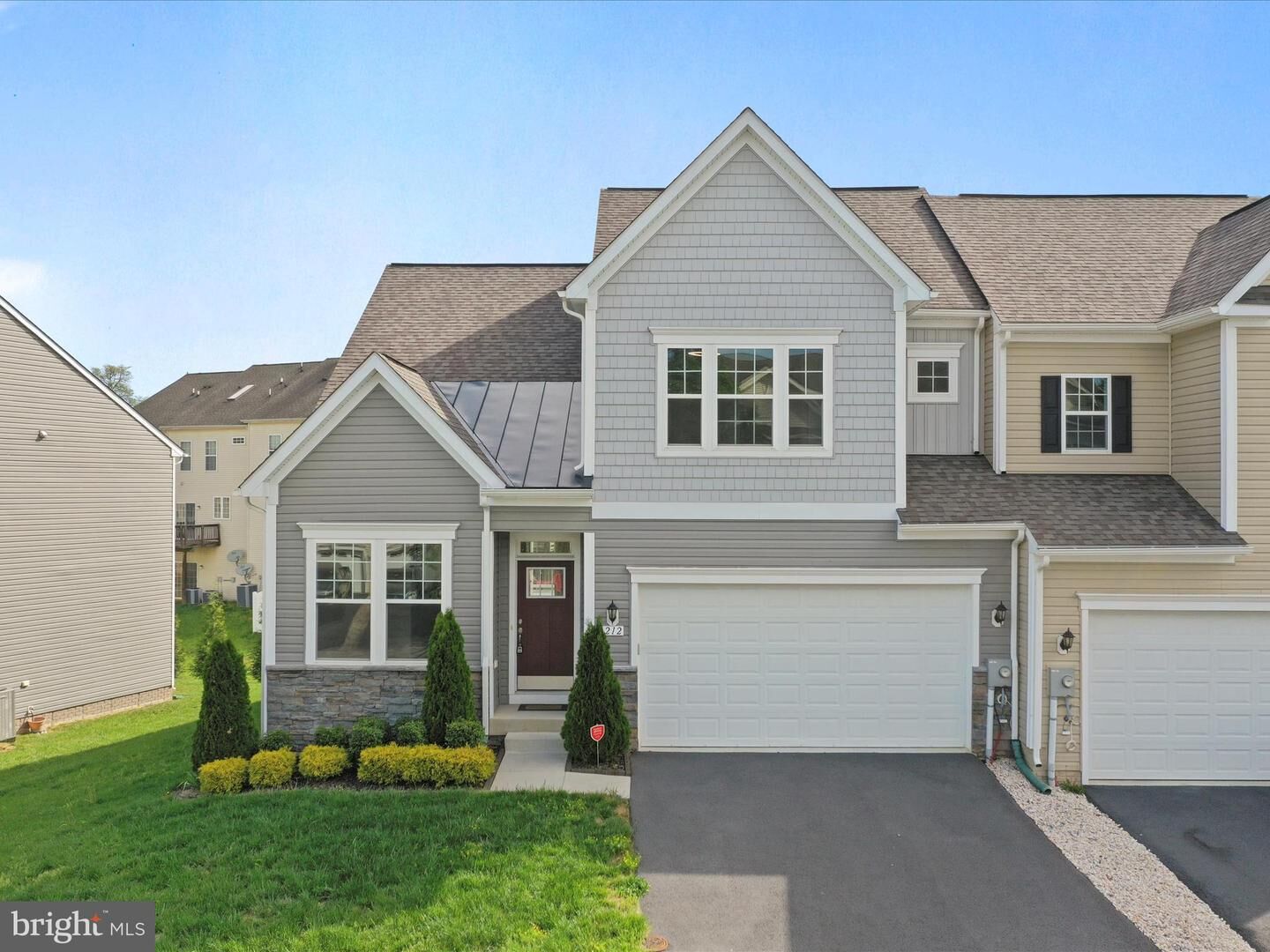Property Photo:  212 Darden Ct W  WV 25403 