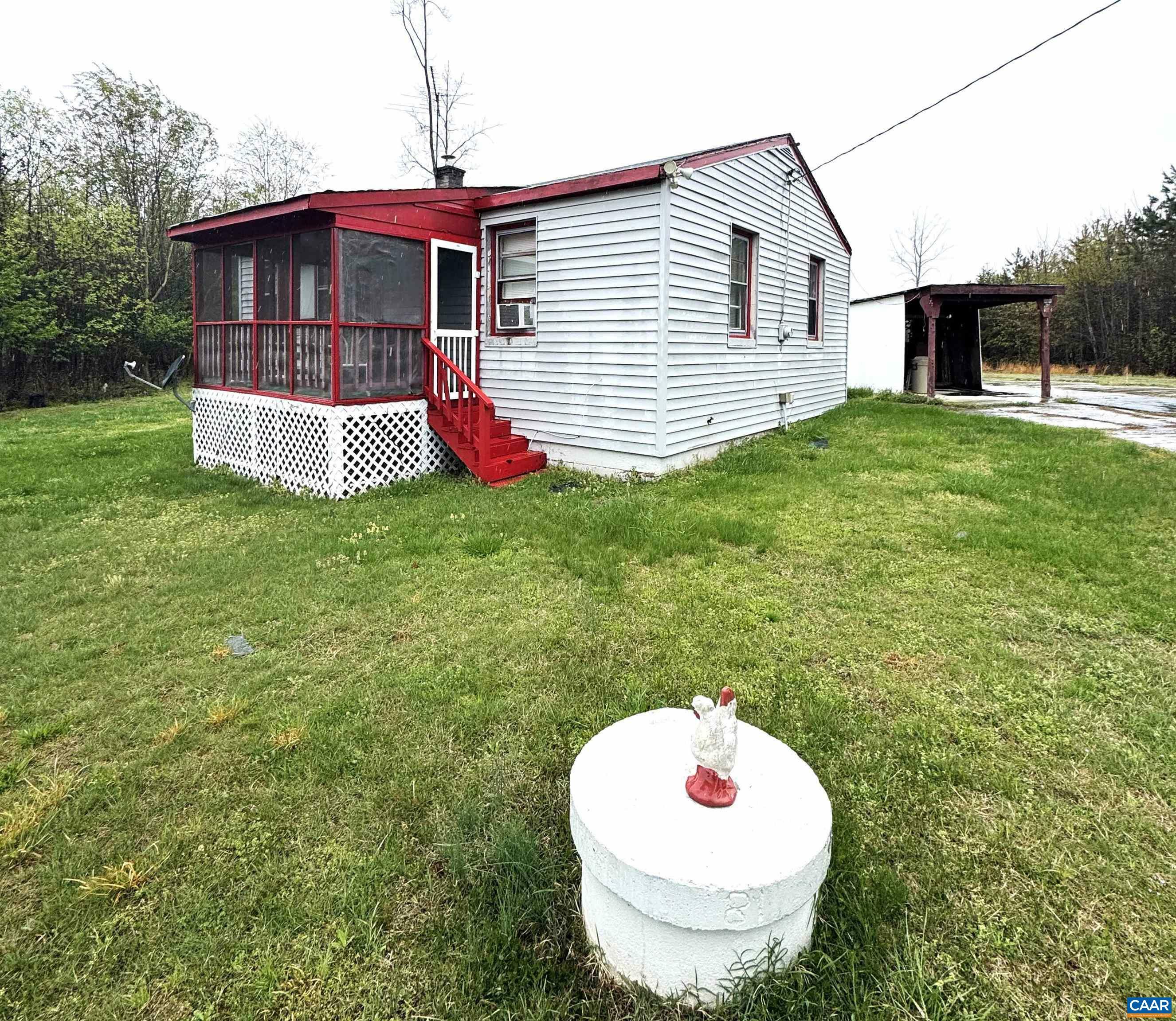 Property Photo: 7625 Venable Rd VA 23084