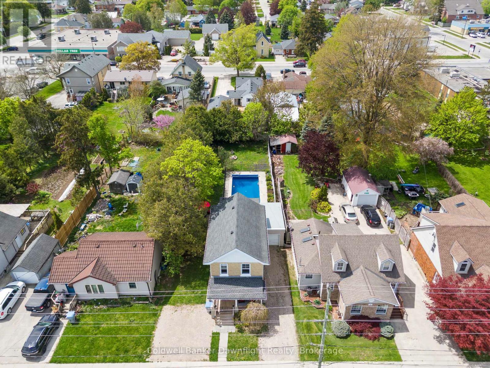 Property Photo:  169 Andrew Street  ON N0M 1S2 