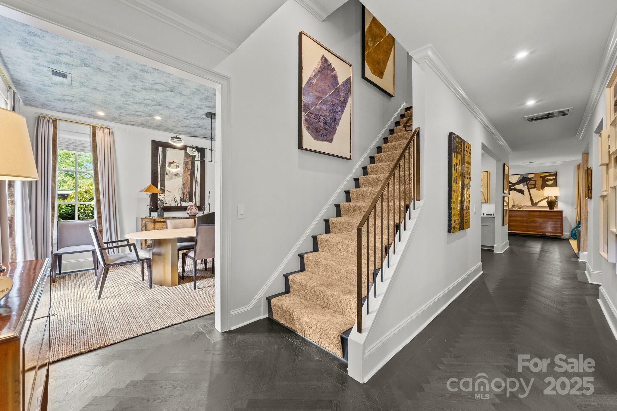 Property Photo:  1550 High Street  NC 28211 