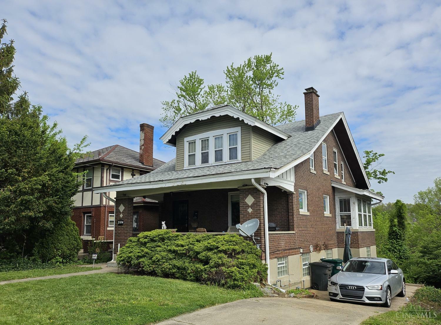 Property Photo: 2104 Harrison Avenue OH 45214