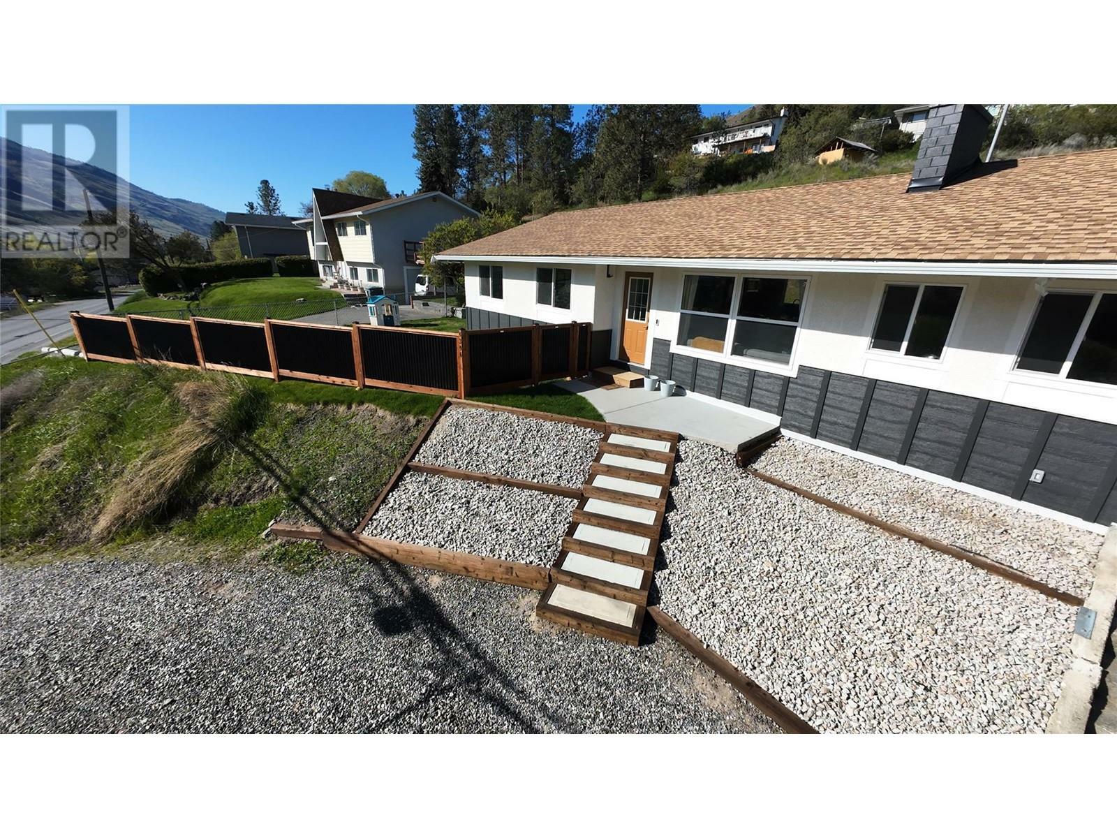 Property Photo: 4396 Westsyde Road BC V2B 8N2