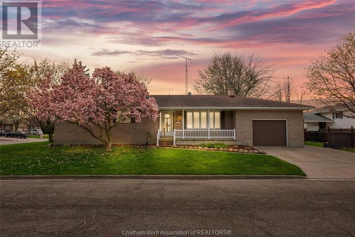 36 Bridle Path Road  Wallaceburg ON N8A 5A9 photo