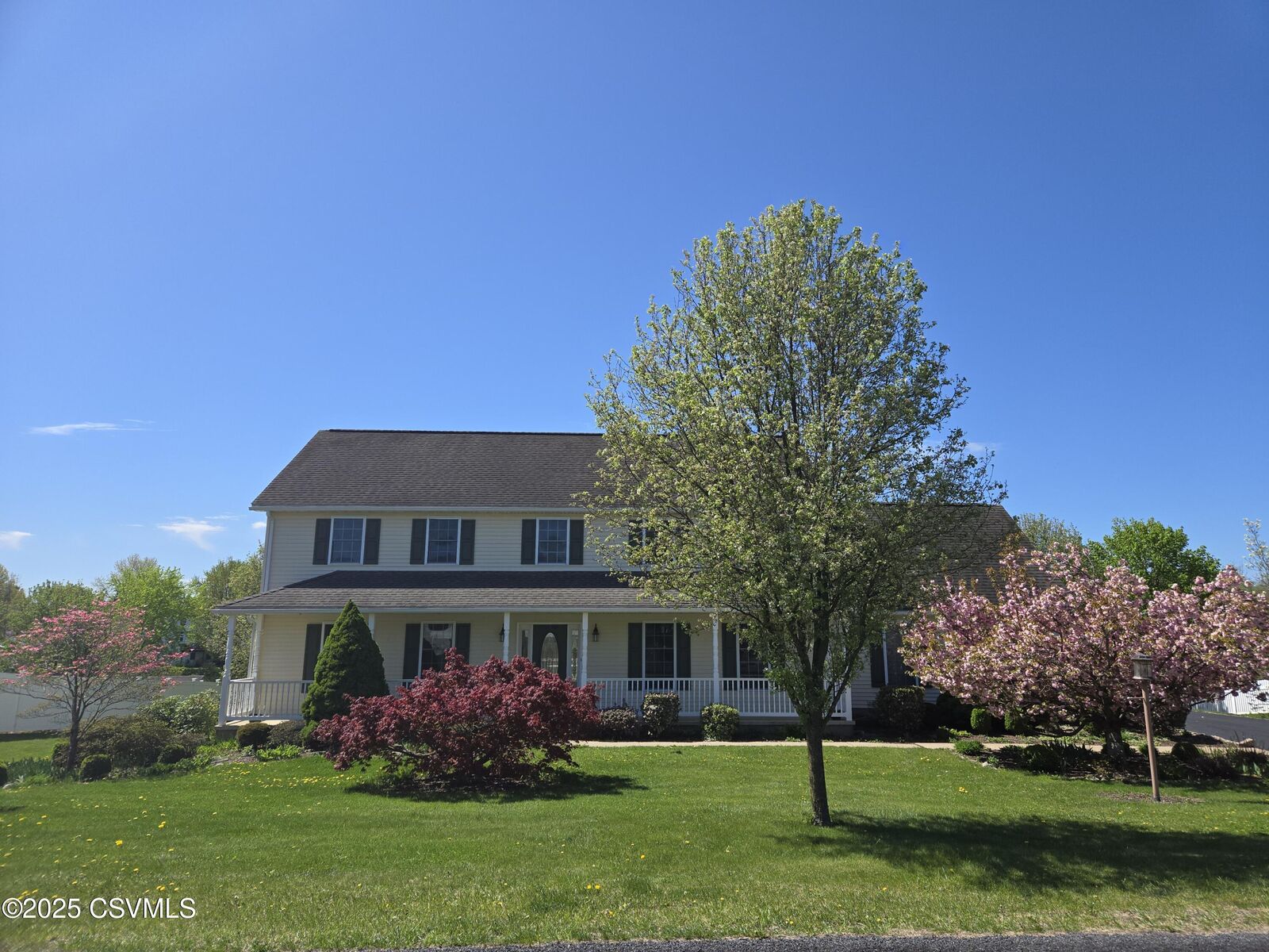 Property Photo:  1105 Peach Way  PA 17837 