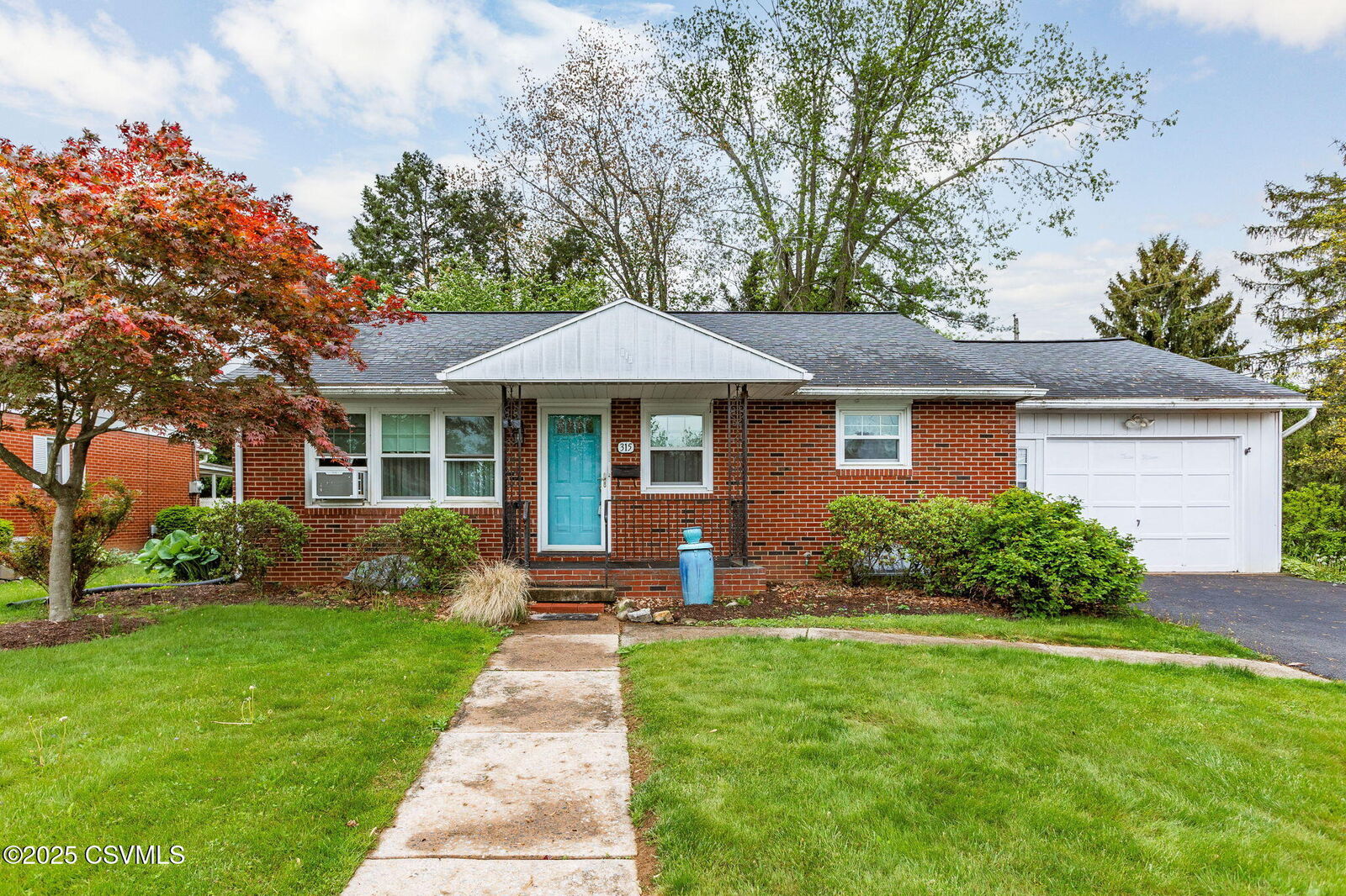 Property Photo:  315 N 12th Street  PA 17837 
