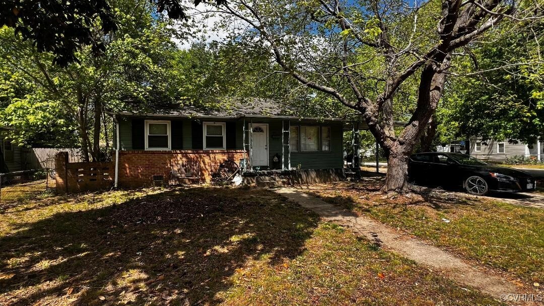 Property Photo: 2235 N Whitehill Drive VA 23803
