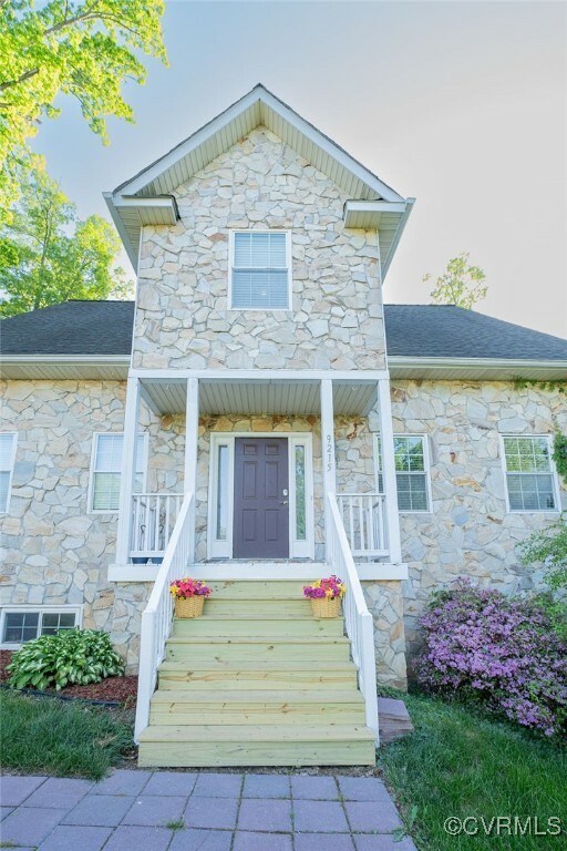 Property Photo: 9215 Huntington Woods Drive VA 23116