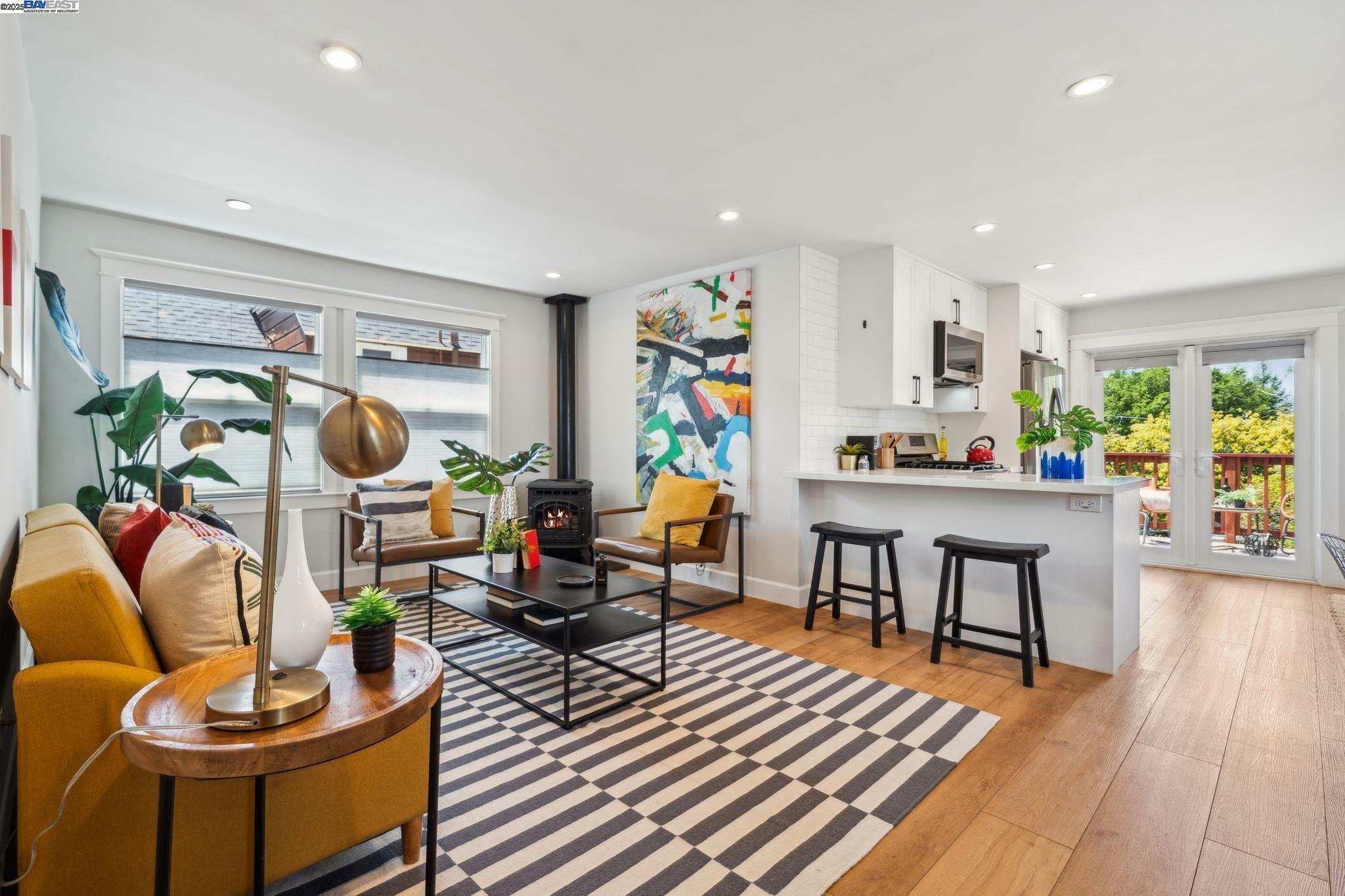 Property Photo: 1525 Stanton St CA 94501